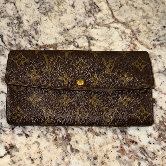 Louis Vuitton Handbags - Louis Vuitton Brown Sarah Monogram Wallet